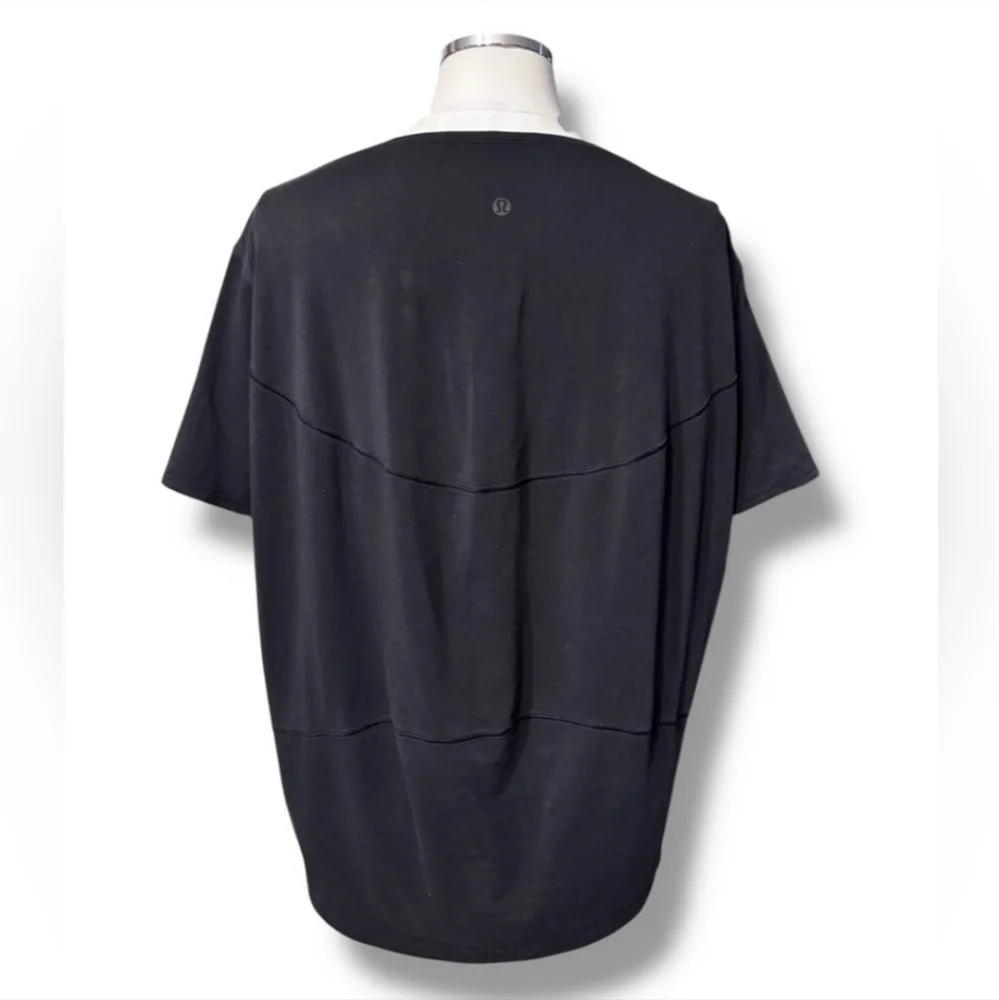 LULULEMON Black Back In Action Short Sleeve Shirt